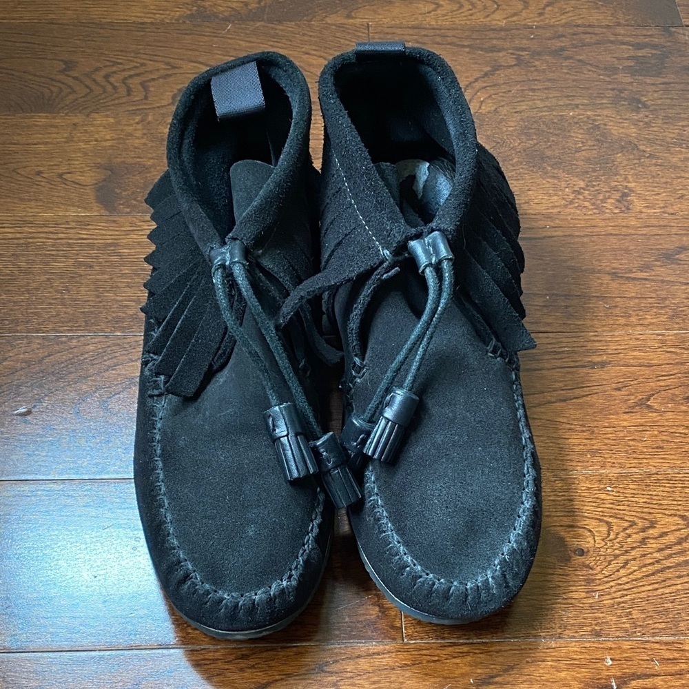 Rag & Bone Black Suede Fringe Moccasin Boots Women’s Size US 7 or 37 Boho Ankle